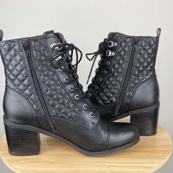 Black Heeled Boot (Style Dorset) - Picture 2 of 5